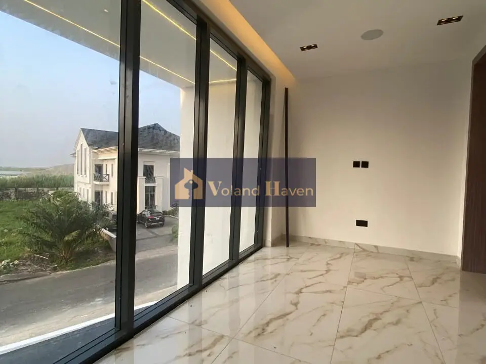 Lekki, Lagos cowrie creek estate 1