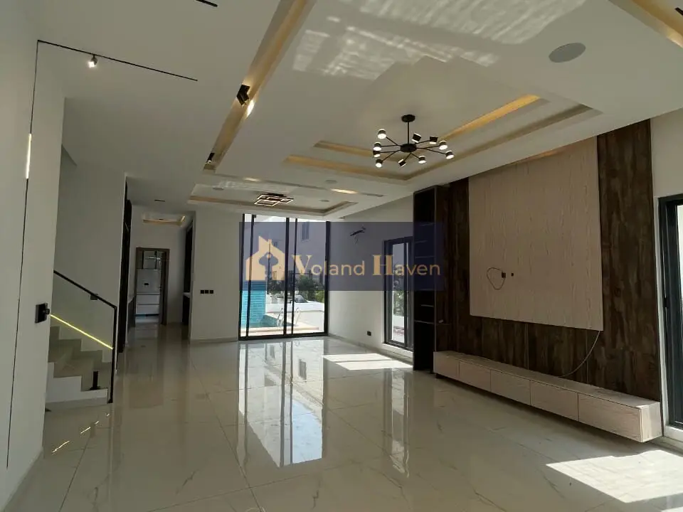 Lekki, Lagos cowrie creek estate7